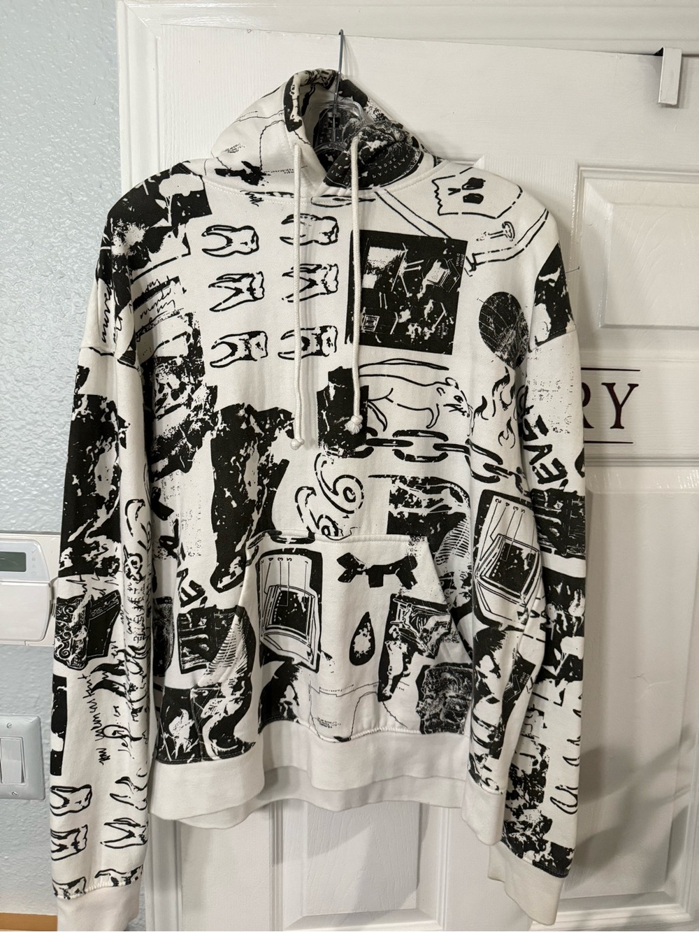 Urban Outfitters Black & White Graphic Crewneck Hoodie